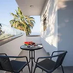 My In Rho Lägenhet Koskinou (Rhodes)
